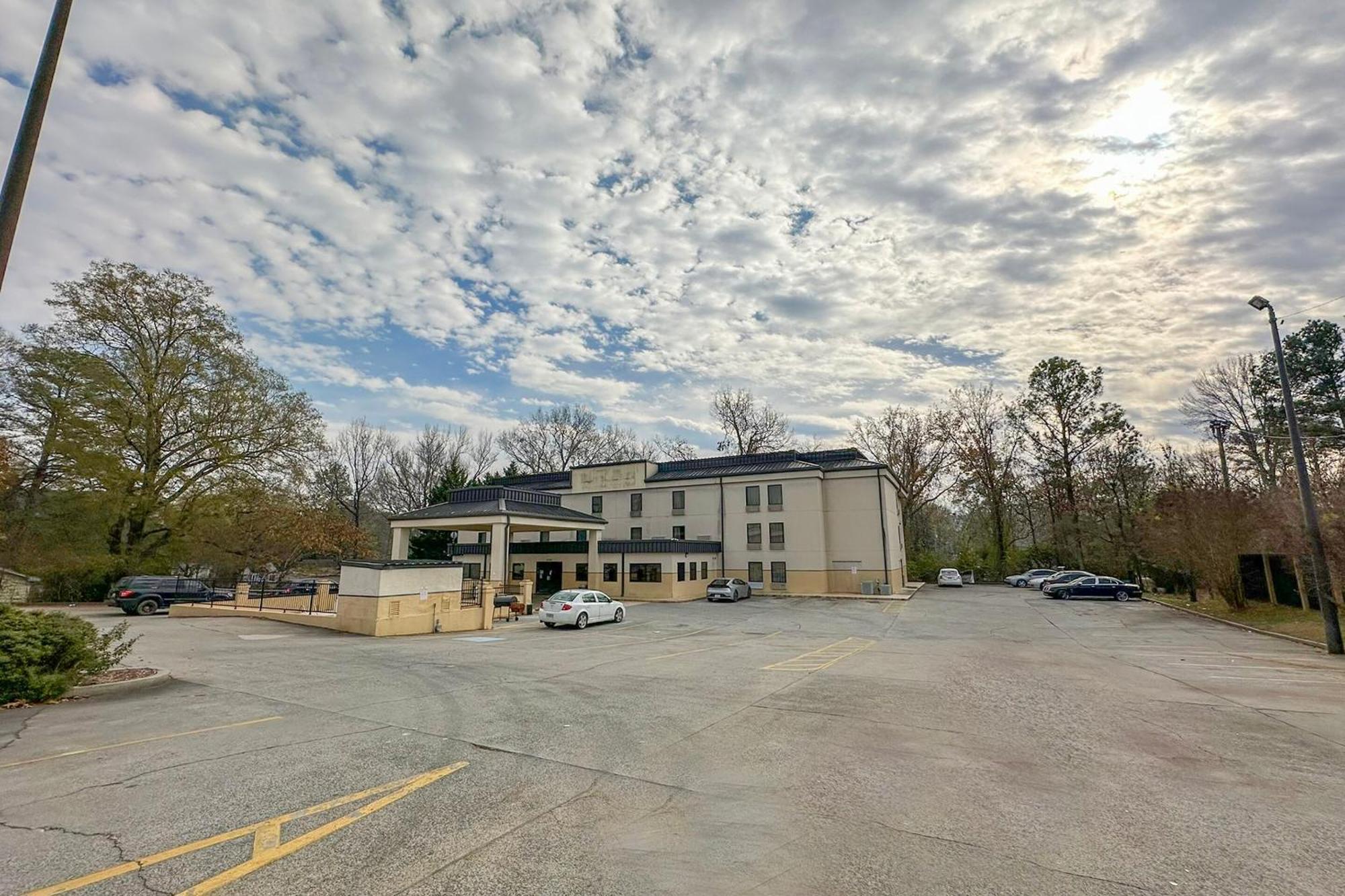 Oyo Hotel Rome West Ga Dış mekan fotoğraf